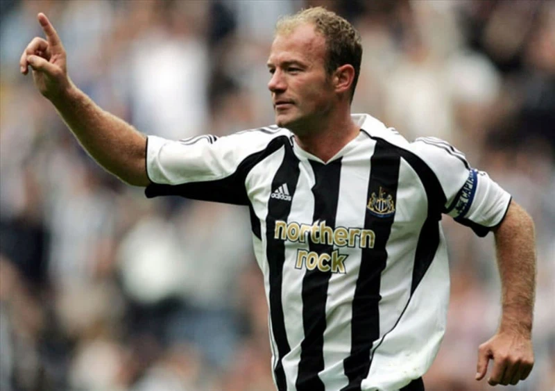 Tiền đạo cắm hay nhất ngoại hạng Anh và thế giới - Alan Shearer